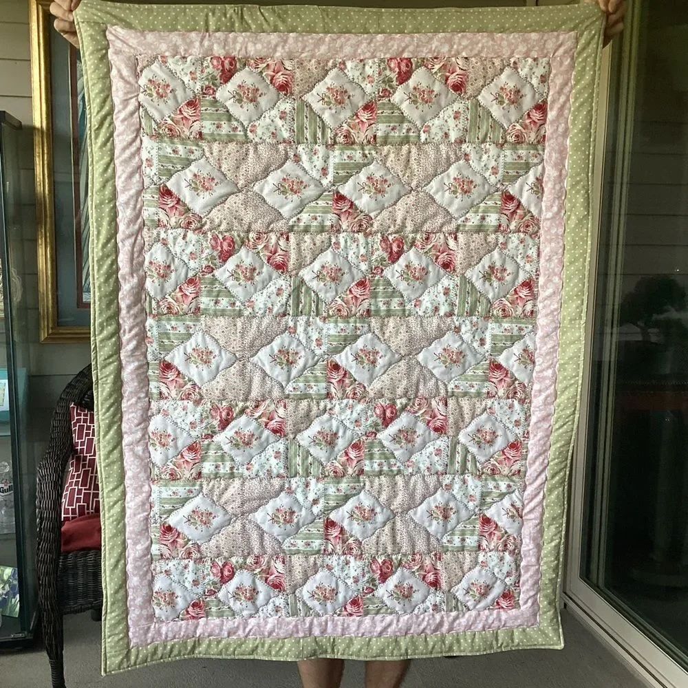 NWT Hand Crafted Floral Patchwork of Roses Quilt - Pink s and Greens